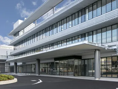 ダイキョーニシカワ株式会社