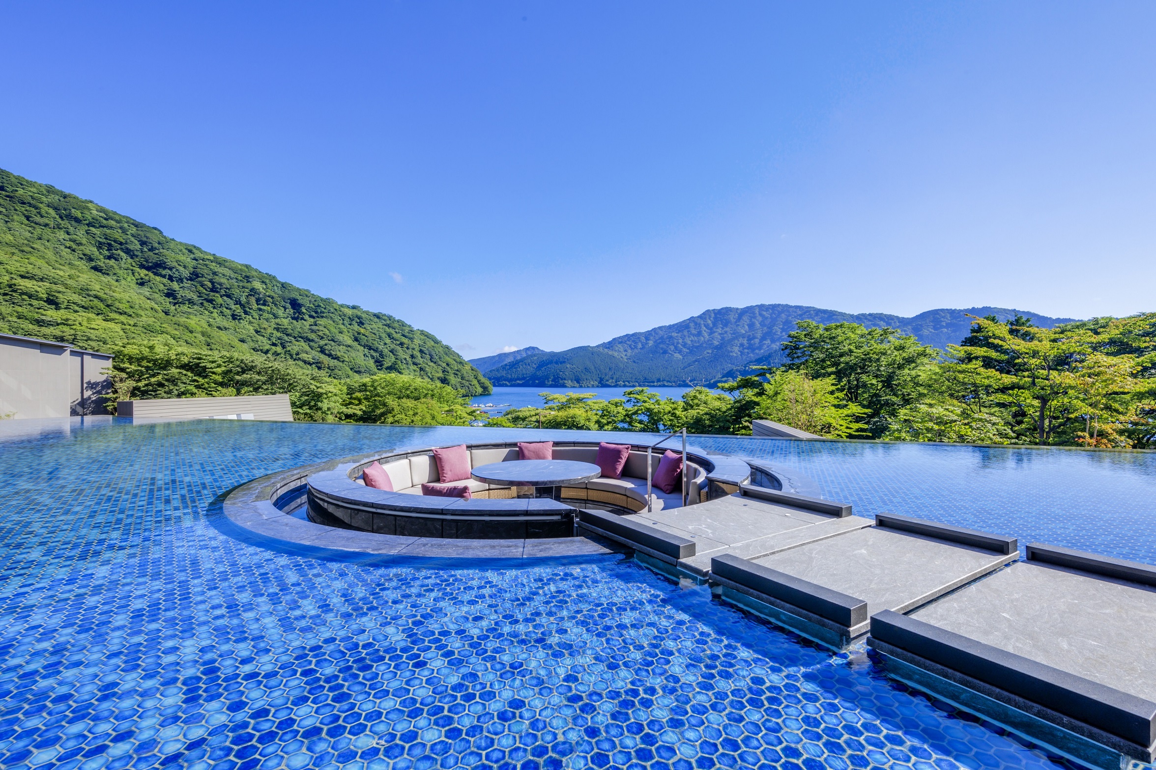 オリックス·ホテルマネジメント 株式会社 宇奈月事業所  (黒部·宇奈月温泉やまのは) 