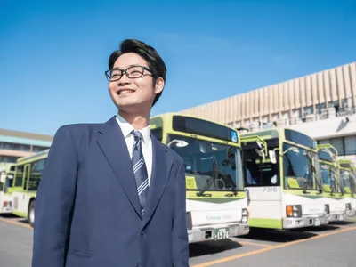 国際興業株式会社