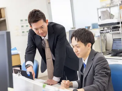 株式会社 ホンダカーズ三重
