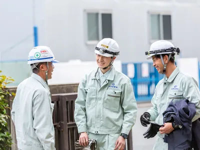 共栄建機 株式会社