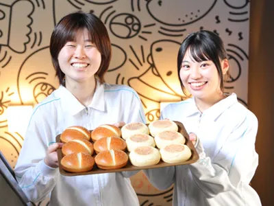 フジパンQ SR株式会社